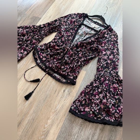 NWOT *Idyllwind Black and Pink Floral Blouse/cardigan Top Layer - Picture 10 of 16